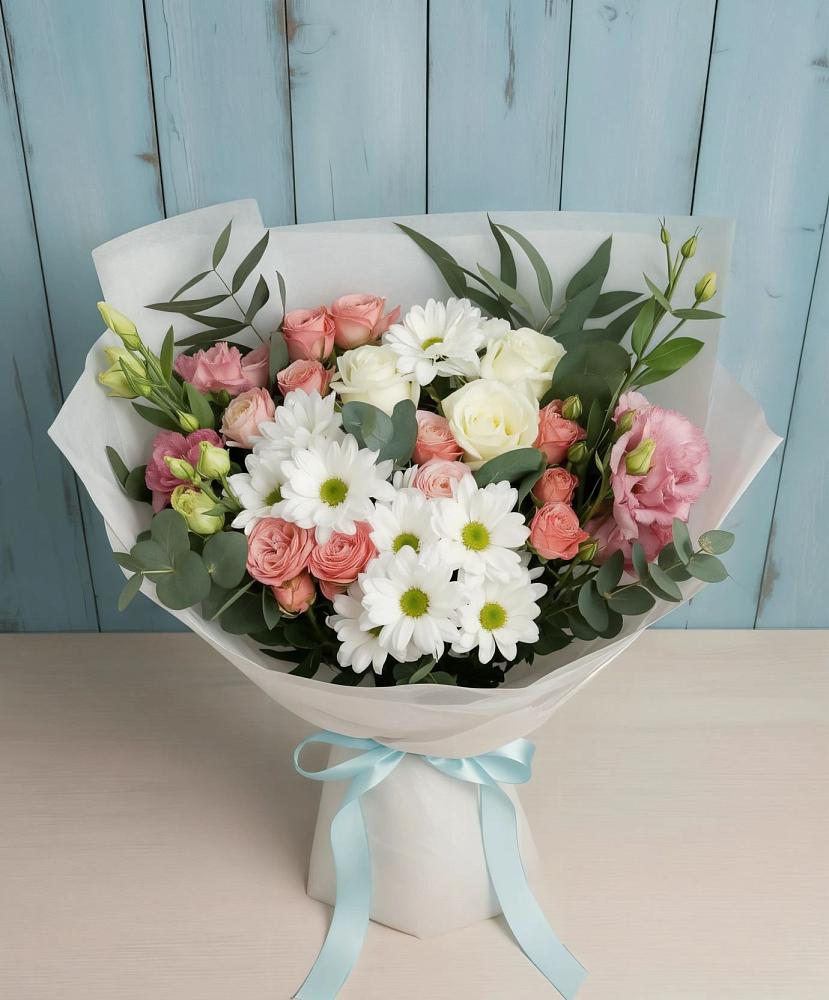 Букет цветов из: Розы, Лизиантусы и Хризантемы в Виллози