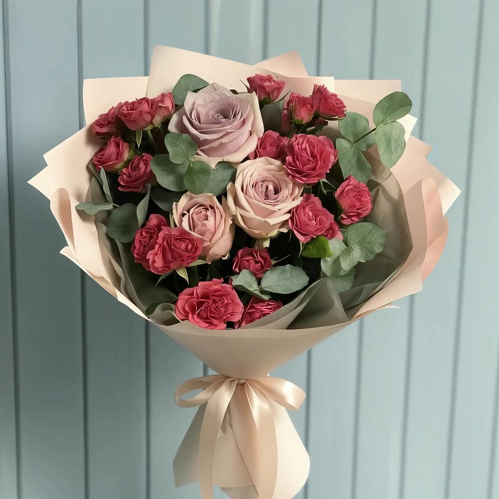 Букет цветов из: Гвоздики и Розы в Виллози