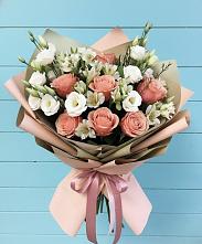 Букет цветов из:  Розы, Альстромерии и Лизиантусы в Виллози