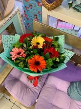 Букет цветов из:  Герберы, Хризантемы и Альстромерии #REPLACE_PRED# Виллози