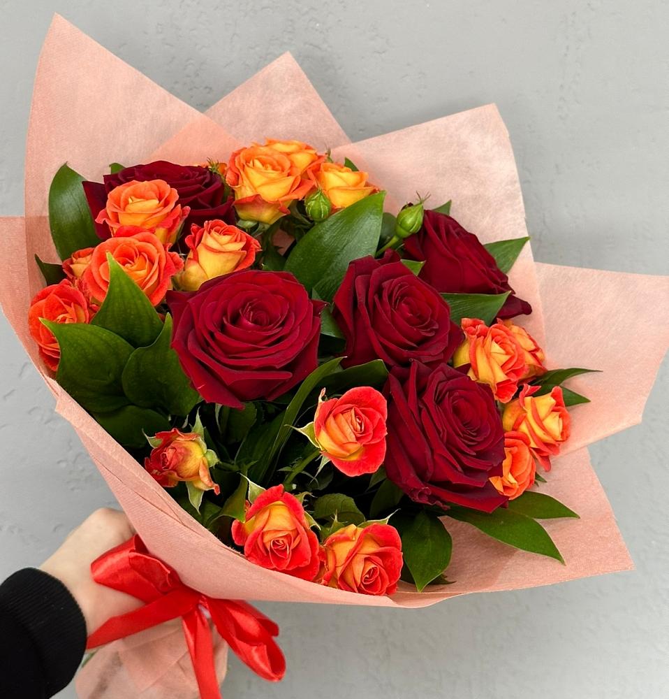 Букет Любовь и восторг в Виллози