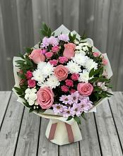 Букет цветов из:  Альстромерии, Гвоздики, Розы и Хризантемы в Виллози