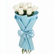 Букет 7 белых роз Проуд в Виллози