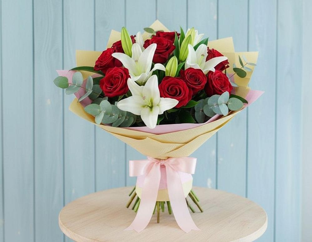 Букет цветов из: Лилии и Розы в Виллози