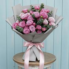 Букет цветов из:  Розы в Виллози